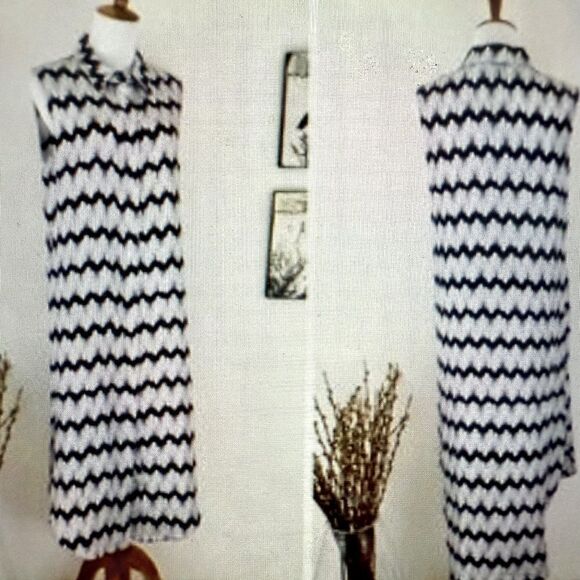 Thomas Wilde 100 silk button down gorgeous summer dress. Vacation gem size XS. - Picture 7 of 11